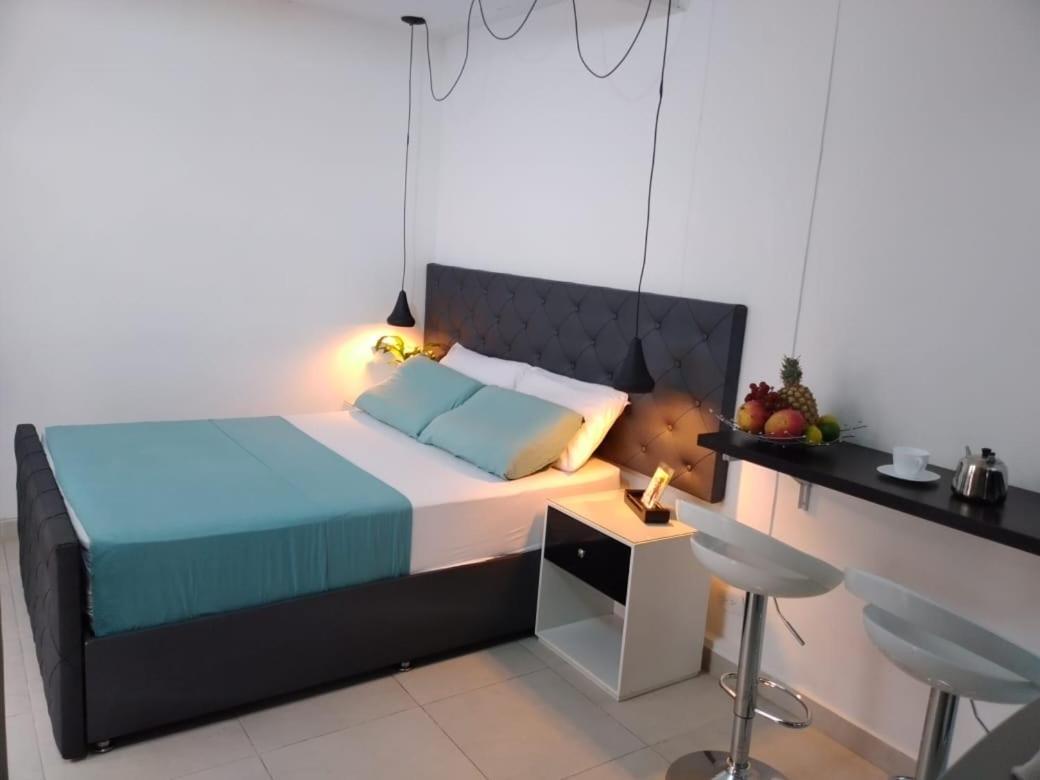 Vip Apartasuites Rosales Medellín Exterior foto