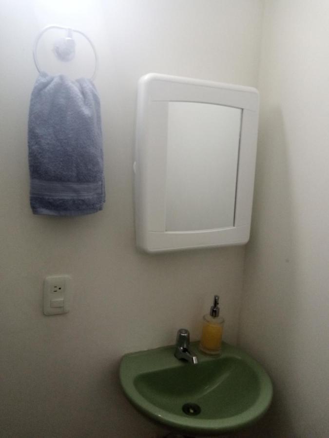 Vip Apartasuites Rosales Medellín Exterior foto
