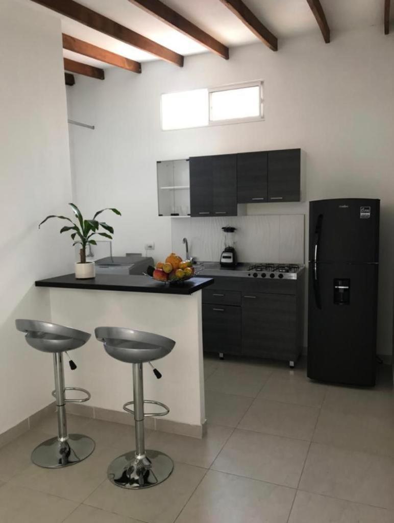 Vip Apartasuites Rosales Medellín Exterior foto