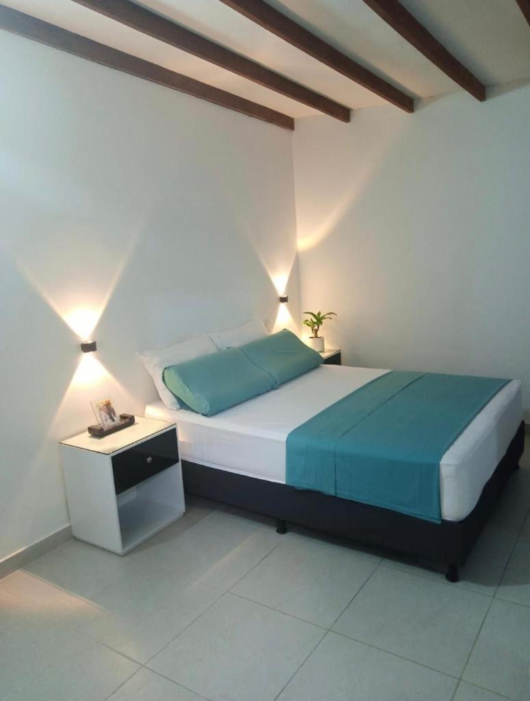 Vip Apartasuites Rosales Medellín Exterior foto